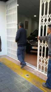 Producción e instalación de reja plegable de seguridad- persianas Guardiola Alicante