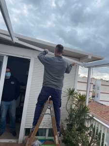 Persiana Alicante centro Arreglar Negocios Toldos- persianas Guardiola Alicante