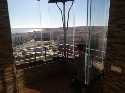 Cortina de cristal Alicante- persianas Guardiola Alicante