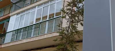 Cerramiento de terraza con carpintería de aluminio y cristal- persianas Guardiola Alicante