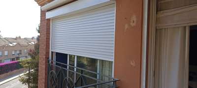 Persianas exteriores de aluminio con motor- persianas Guardiola Alicante